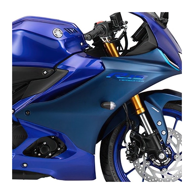 r15 v2 side panel